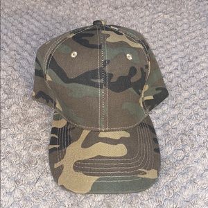 SHEIN CAMO HAT *SOLD*